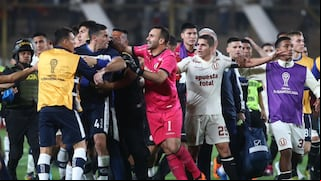 De la mano salvadora a la patada vengadora: ¿es lapidaria la agresión de Carvallo?