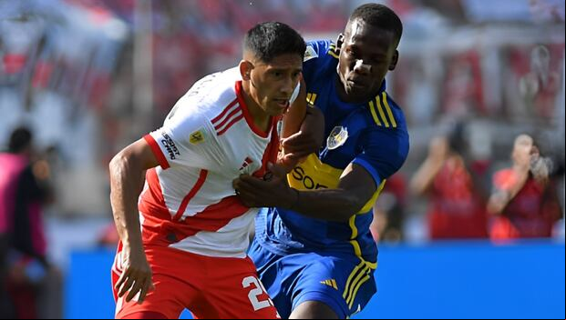 Luis Advíncula no pierde un Superclásico desde mayo de 2023. (Foto: Getty Images)