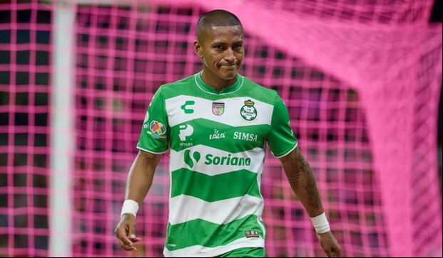 Pedro Aquino firmó por Santos Laguna de la Liga MX a mediados de 2023. (Foto: Agencias).