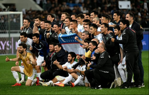 Uzbekistán igualó 0-0 con Emiratos Árabes Unidos para clasificar a su primer Mundial de la historia.