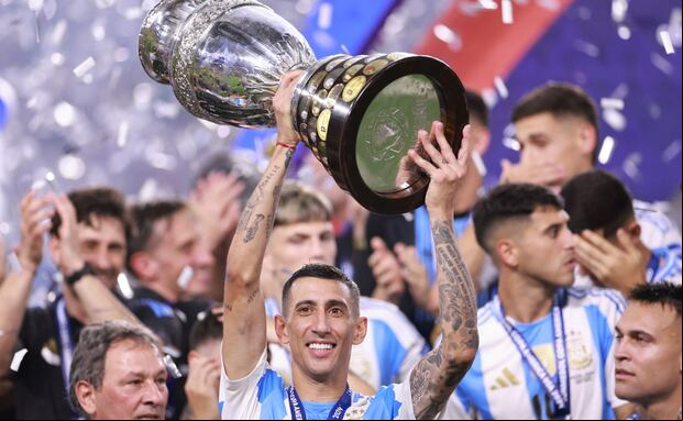 Ángel Di María se despidió de la Selección Argentina con el título de Copa América. (Foto: AFP)