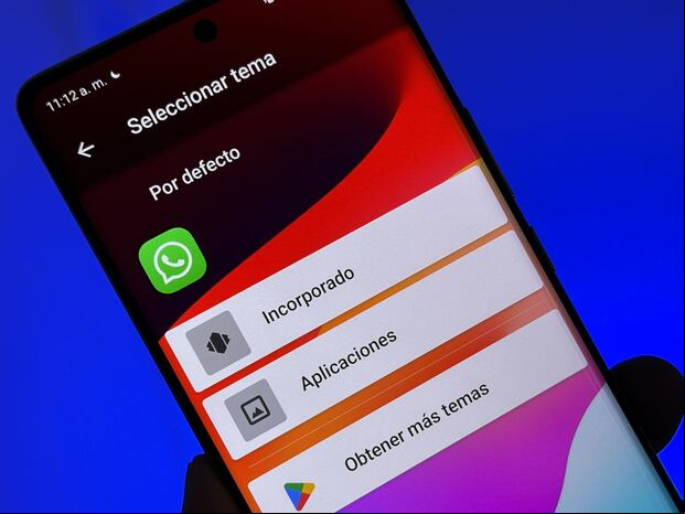 WHATSAPP | Aquí deberás elegir Aplicaciones, luego Fotos. (Foto: Depor - Rommel Yupanqui)