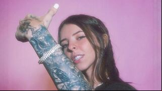 Jugadora de fútbol, tatuadora y más: ¿quién es Young Miko, la cantante de “Music Sessions #58” con Bizarrap?