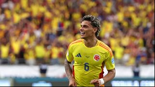 Brilló en Copa América: Richard Rios atrae al Manchester United y cuánto ofrecerán