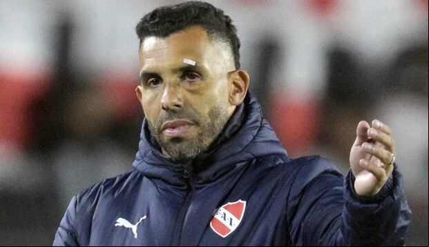 Carlos Tévez, a sus 40 años, es el actual director técnico de Independiente de Avellaneda (Foto: AFP)