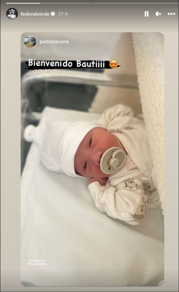Valverde ha sido padre de su segundo hijo, fruto de su relación con la periodista argentina Mina Bonino.