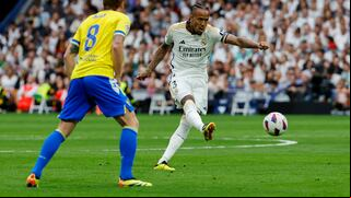 ¡Campeón! Real Madrid venció 3-0 Cádiz y se llevó el título de LaLiga tras caída del Barça