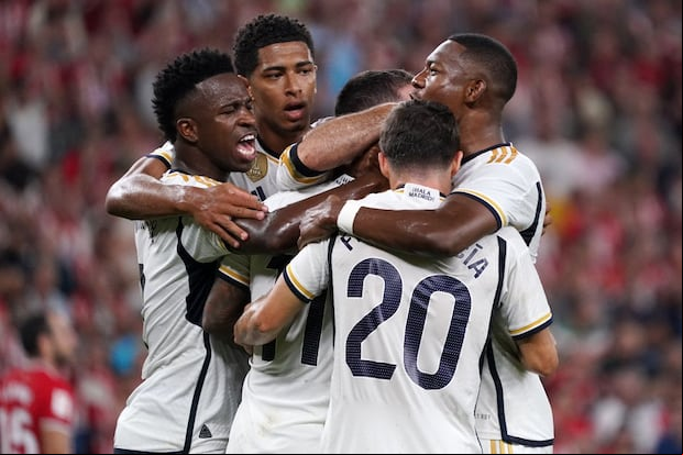 Real Madrid marcha como líder de LaLiga con 8 puntos de ventaja sobre el FC Barcelona. (Foto: AFP)