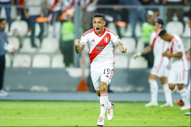 Yoshimar Yotún no puede hasta ahora debutar en la 'era' de Jorge Fossati. (Giancarlo Ávila / @photo.gec)