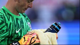 ¡En una botella! Los apuntes de Pickford para el triunfo por penales