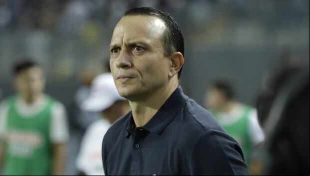 Alejandro Restrepo registra seis triunfos, un empate y cuatro derrotas con Alianza Lima. (Foto: Jesús Saucedo / Depor)