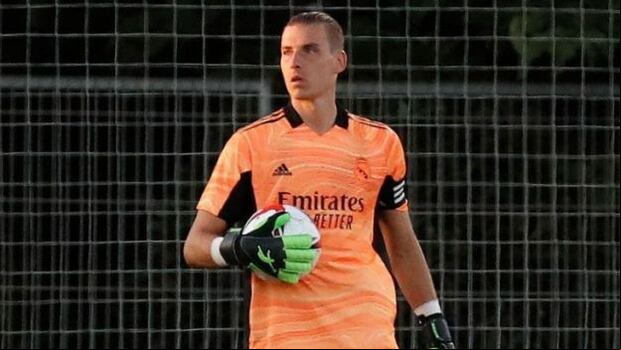 Andriy Lunin, en la rampa de salida del Real Madrid. (Foto: Instagram)