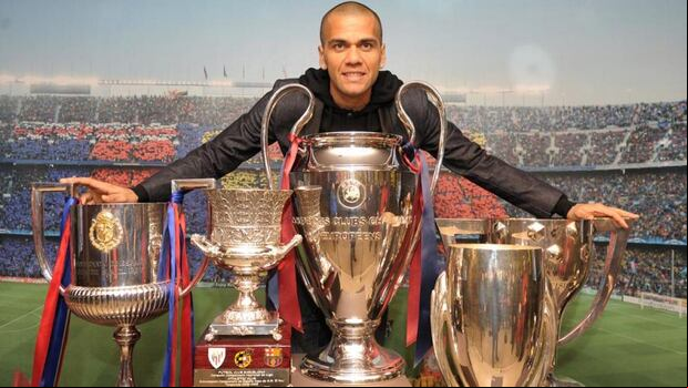 Dani Alves es uno de los mejores jugadores en la historia reciente del FC Barcelona.