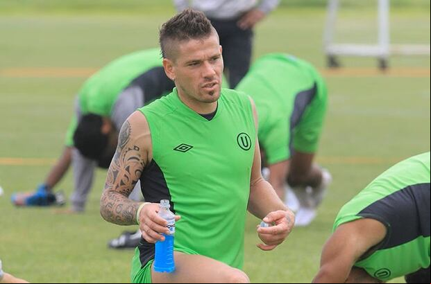 Mario Leguizamón durante su corta estadía en Universitario. (Difusión)