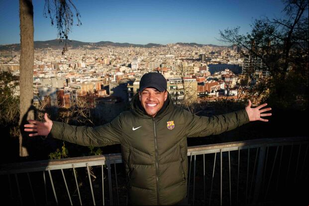 Vitor Roque firmó con el FC Barcelona por 8 temporadas y tiene una cláusula de rescisión de 500 millones de euros. (Foto: FCBarcelona_es)