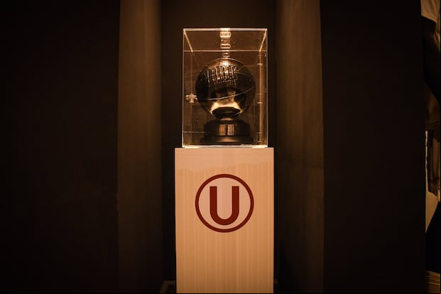 Universitario presentó el trofeo de 1934 en su Museo Monumental. (Foto: Universitario)
