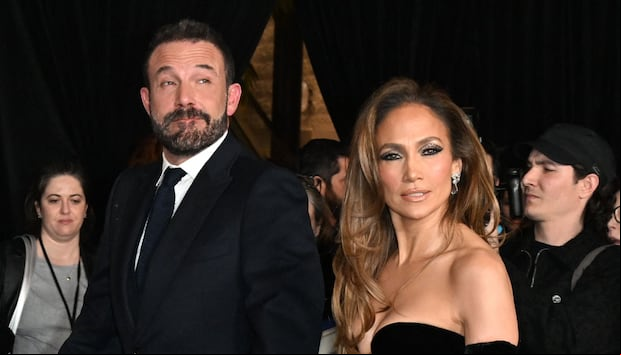 Jennifer Lopez y Ben Affleck se casaron en 2022 y, dos años después, están afrontando el divorcio. (Foto: Robyn BECK / AFP)