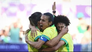 Brasil vence 1-0 a Nigeria en la primera fecha del fútbol femenino en París 2024