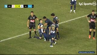 ¡Una pena! Guillermo Enrique se lesionó y fue cambiado en Alianza Lima
