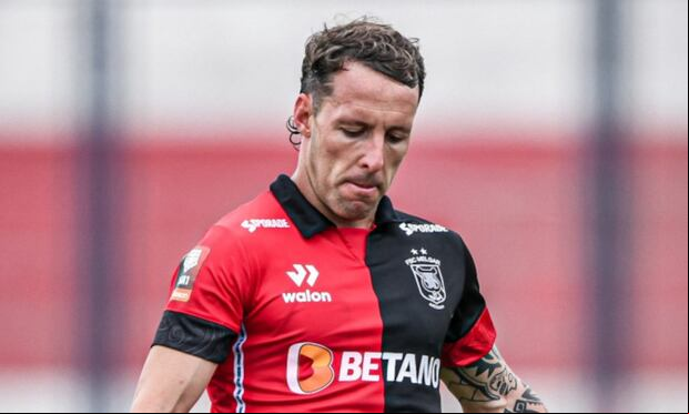 Pablo Lavandeira no salió en lista ante Alianza Atlético. (Foto: Melgar)