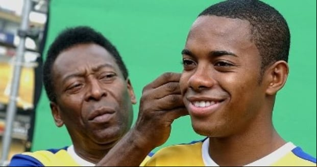 Robinho jugó el Mundial de Alemania 2006 y Sudáfrica 2010 (Foto: Raimundo Rosa / AFP)