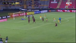 ¡Un golazo! Kenji Cabrera abrió la cuenta para Melgar en Colombia ante Tolima