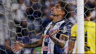 Guerrero justificó su codazo a Riveros: “Están poniendo la cara en mi codo para que me saquen amarilla”
