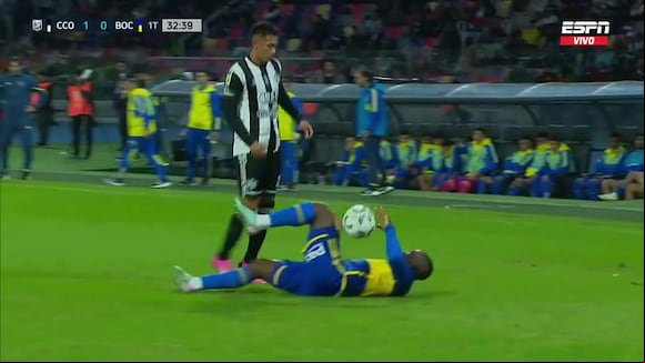 Luis Advíncula salió lesionado del partido entre Boca y Central Córdoba. (Video: ESPN)