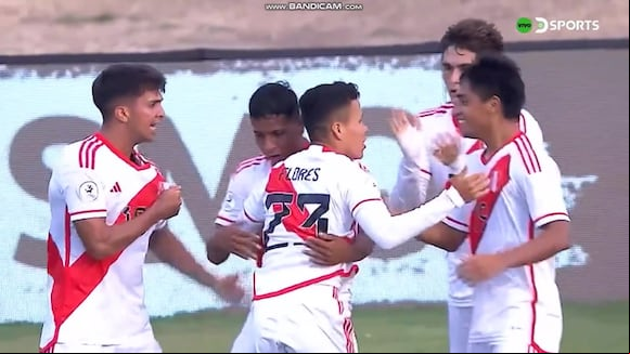 Gol de Flores para el 1-0 de Perú vs. Chile por el Preolímpico. (Video: DSports)