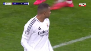 ¡No pudo en Anfield! Kylian Mbappé falló un penal en el Real Madrid vs Liverpool
