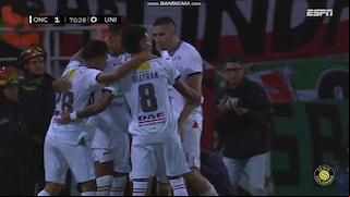 ¡Universitario no lo vio venir! Gilbert Álvarez marcó el 1-0 a favor de Once Caldas