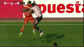 ¡Qué abusivo! Christian Ramos miró la roja tras terrible patada en el Sport Boys vs. César Vallejo