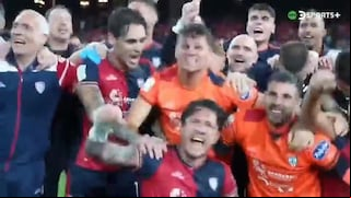 ¡Lapadula celebra a lo grande! Festejos del Cagliari tras ascender a la Serie A
