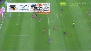 ¡Centro perfecto! La asistencia de Piero Quispe para el gol de César Huerta en Pumas