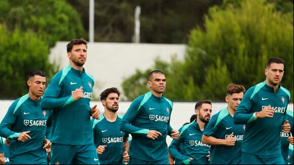 Portugal vs Irlanda en un partido amistoso internacional. (Vídeo: @selecaoportugal).