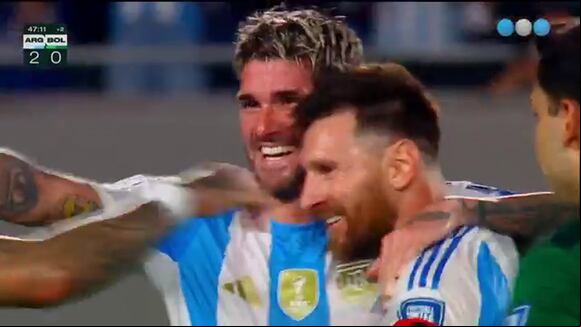 Asistencia de Messi para el 3-0 de Argentina vs Bolivia. (Video: TV Pública)
