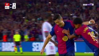 ¡Catarata de goles! Doblete de Lewandowski y el ‘bombazo’ de Pedri para el 3-0 de Barcelona