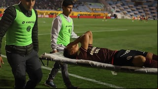 Salió entre lágrimas: José Rivera se lesionó en el Universitario vs. Cusco FC