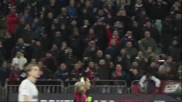El gol de Gianluca Lapadula a Sassuolo a ras de cancha. (Video: @CagliariCalcio)