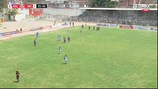 ¡Invasión en el Campeones del 36! Cientos de hinchas se metieron al Universitario vs. Alianza Atlético
