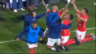 ¡La ley del ex! Gol de Christian Cueva de penal para el 1-0 de Cienciano vs. Alianza Lima