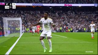 ¡Con baile incluido! Gol de Vinícius Júnior para el 1-1 de Real Madrid vs. Barcelona
