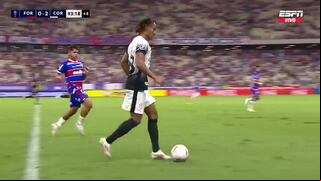 Carrillo debutó en Sudamericana: el puntaje que recibió en Brasil y la gran jugada ante Fortaleza