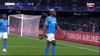 ¡No hay defensa que lo pare! Gol de Victor Osimhen para el 1-1 del Barcelona vs. Napoli