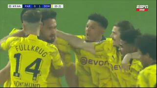 ¡Gol de Mats Hummels! Cabezazo y aumenta la ventaja del Borussia Dortmund en París