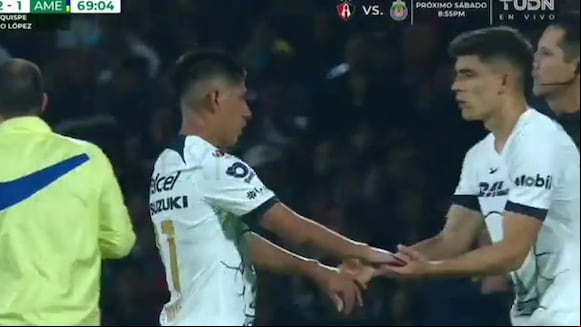 Piero Quispe fue ovacionado tras ser cambiado en Pumas UNAM. (Video: TUDN)