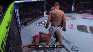 VIDEO: la patada voladora y KO que da la vuelta al mundo en la UFC