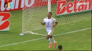 ¡Error en salida! Gol de Carlos Uribe para el 1-1 en Sporting Cristal vs. Ayacucho FC