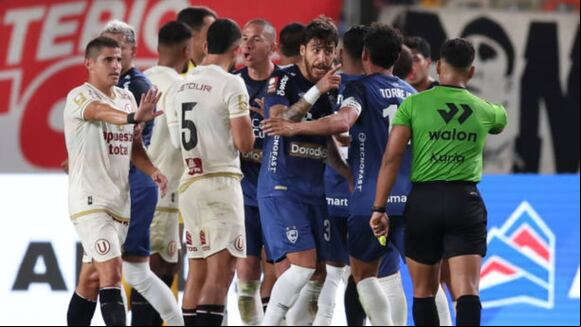 Los audios del VAR en una de las jugadas polémicas del partido entre Universitario y Cienciano. (Video: Conar)